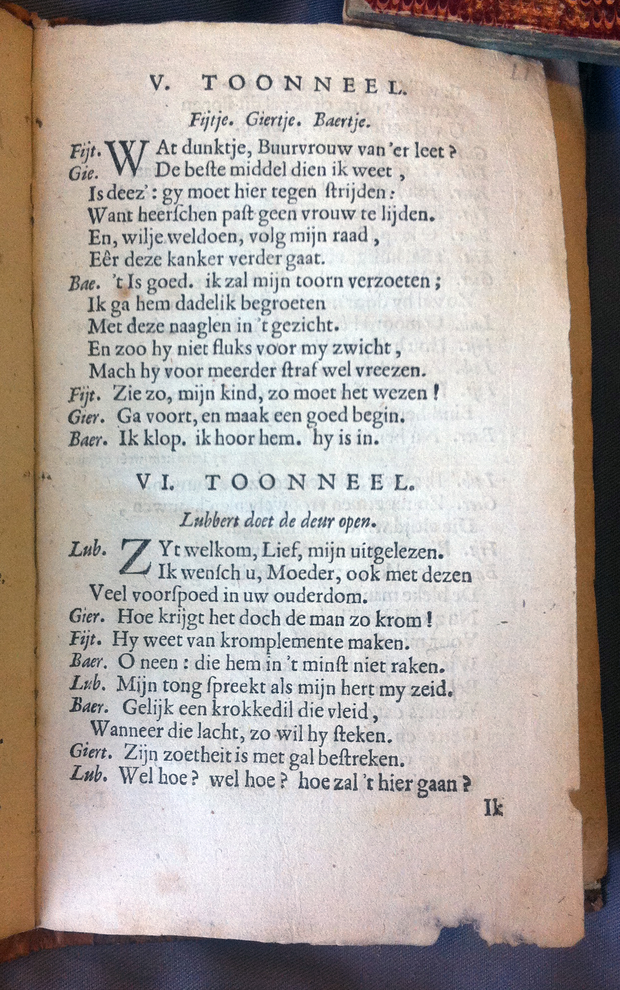 ElzevierVrouw1666p15.jpg