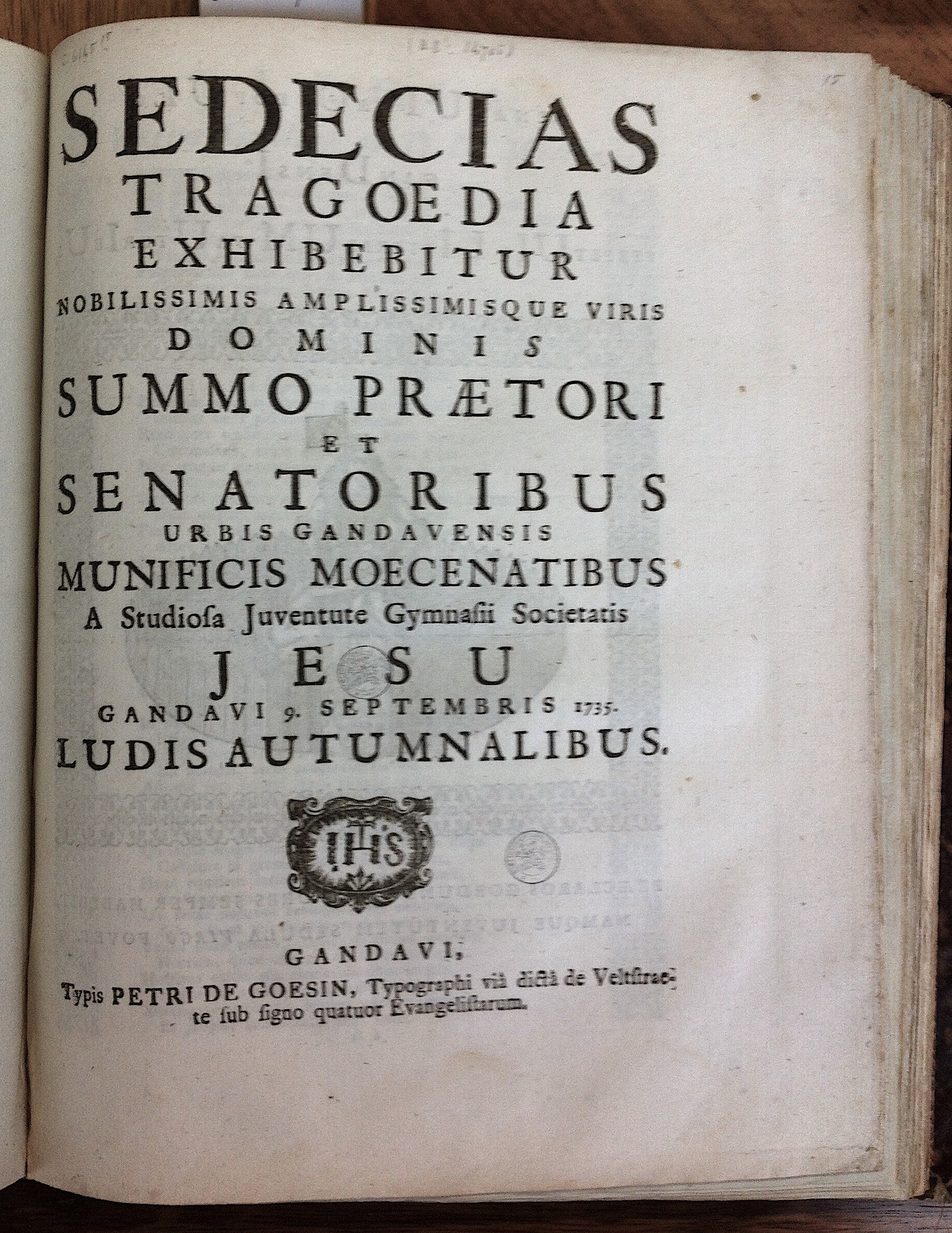 SJSedeciasGent1735p01.jpg