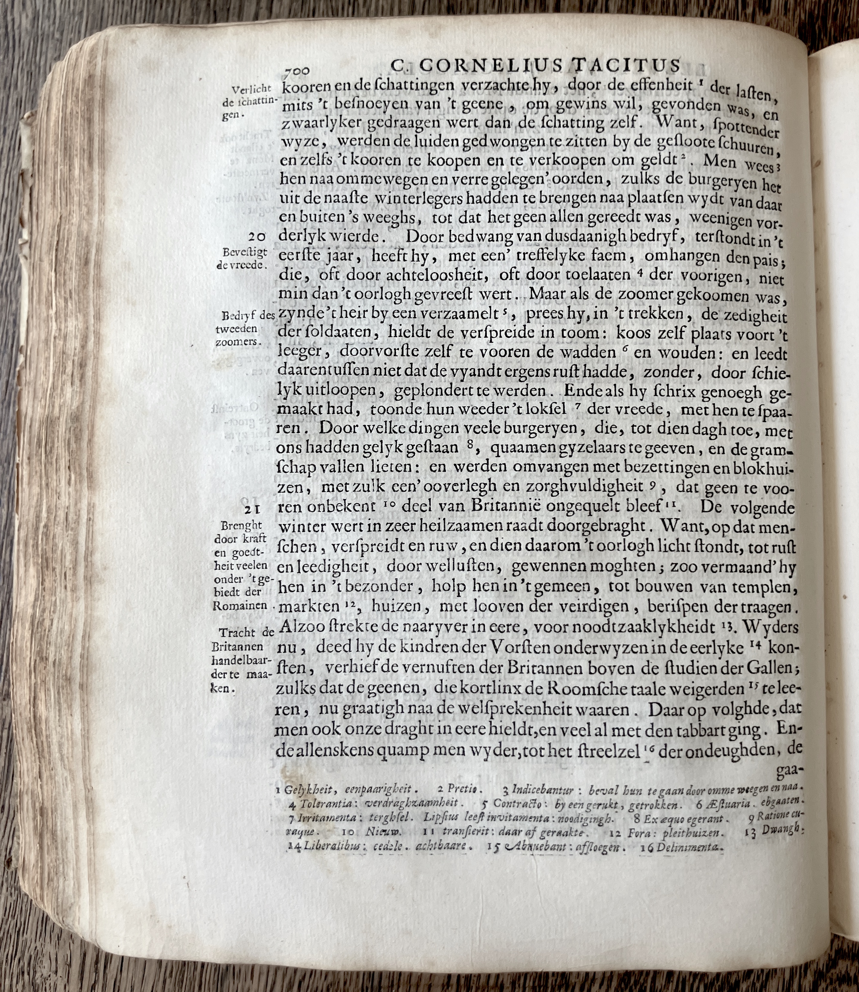 HooftTacitus1684p700.jpg